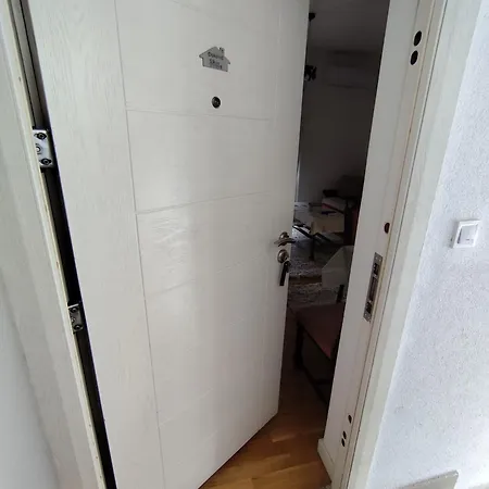 公寓 My Place *